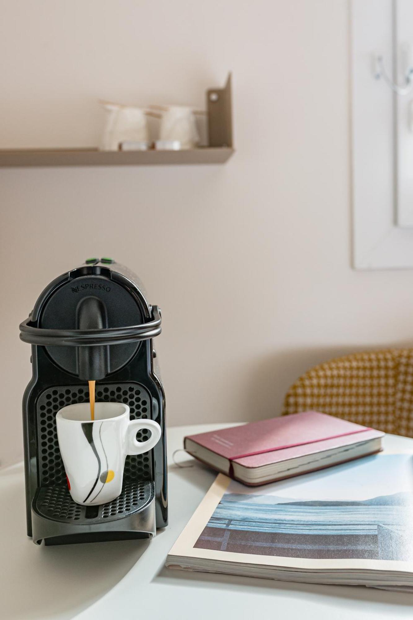 Отель Ibis Styles Prevessin Geneve Aeroport Экстерьер фото